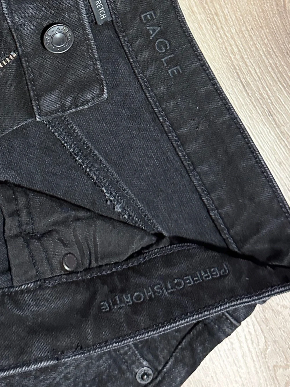 American Eagle Perfect Shortie - Size is 6